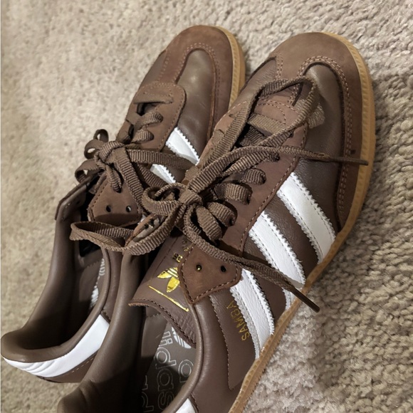Adidas women’s Brown and White Sambas - Picture 2 of 6
